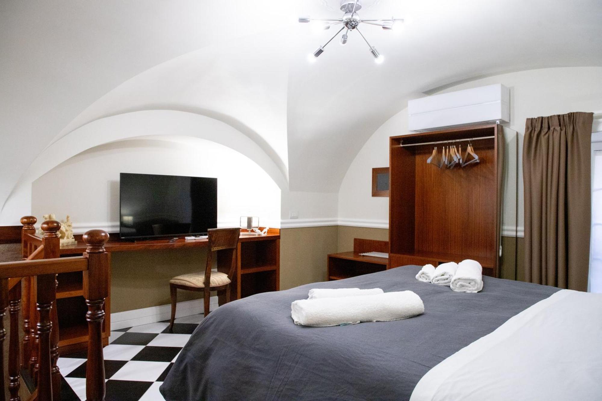 Вилла Borgo Santa Caterina Катания Экстерьер фото